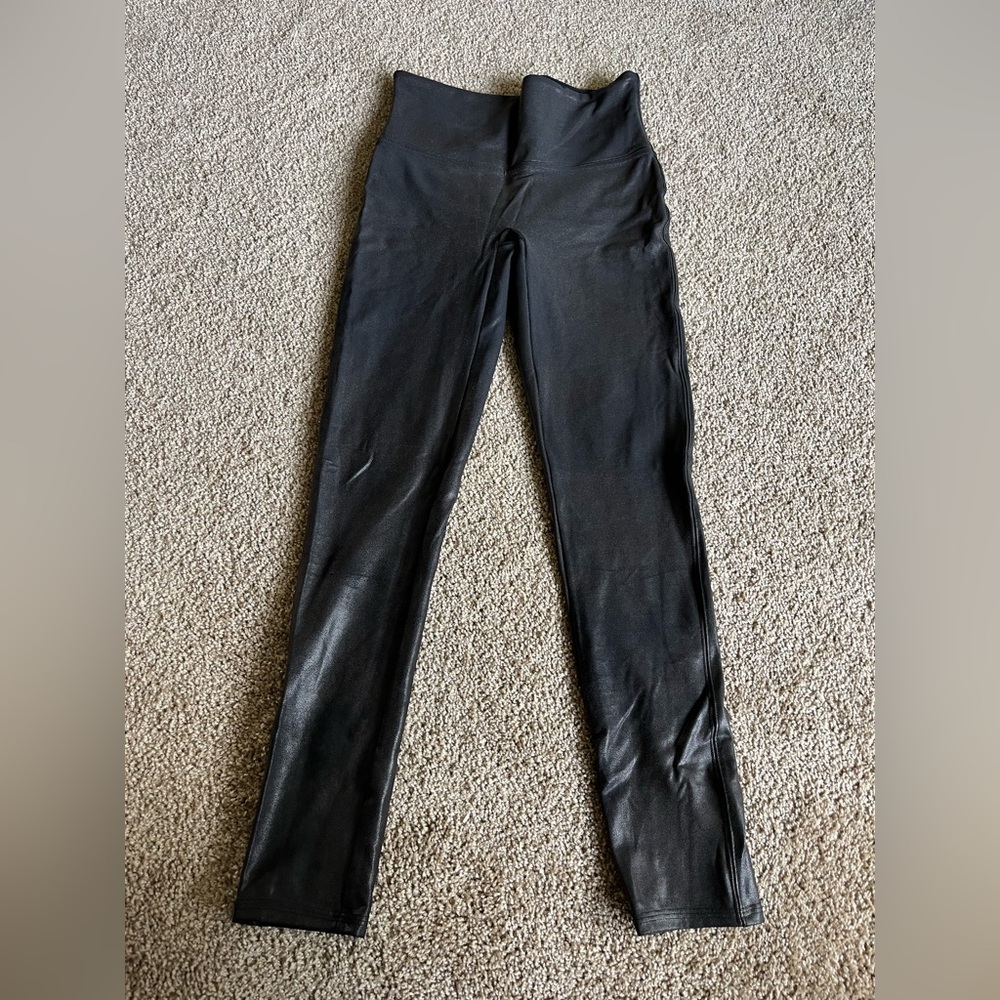 Spanx faux leather leggings size medium shiny black